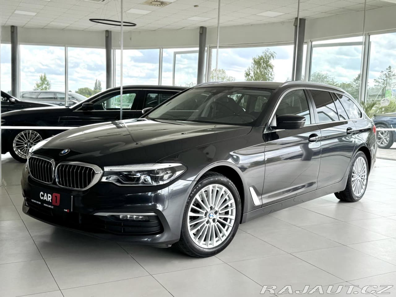 2019 BMW 5-SERIES