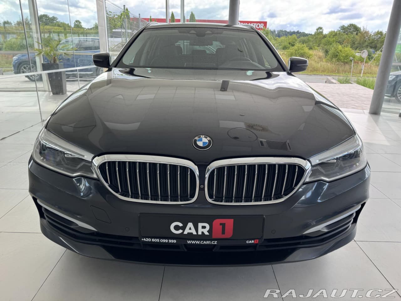 2019 BMW 5-SERIES - 3