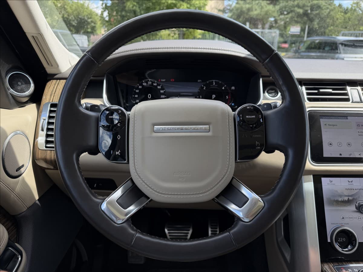 2018 Land Rover RANGE ROVER - 13