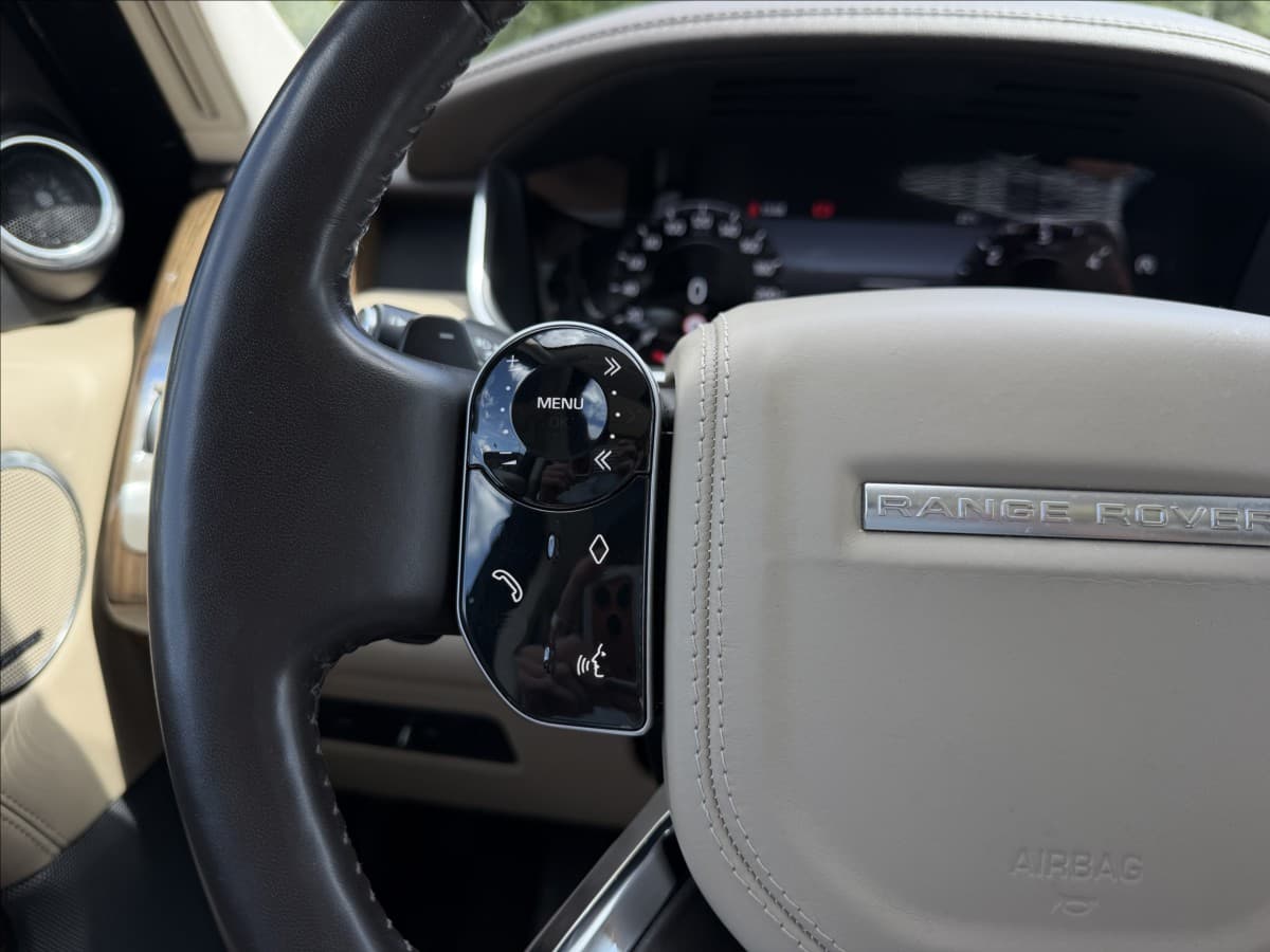 2018 Land Rover RANGE ROVER - 15