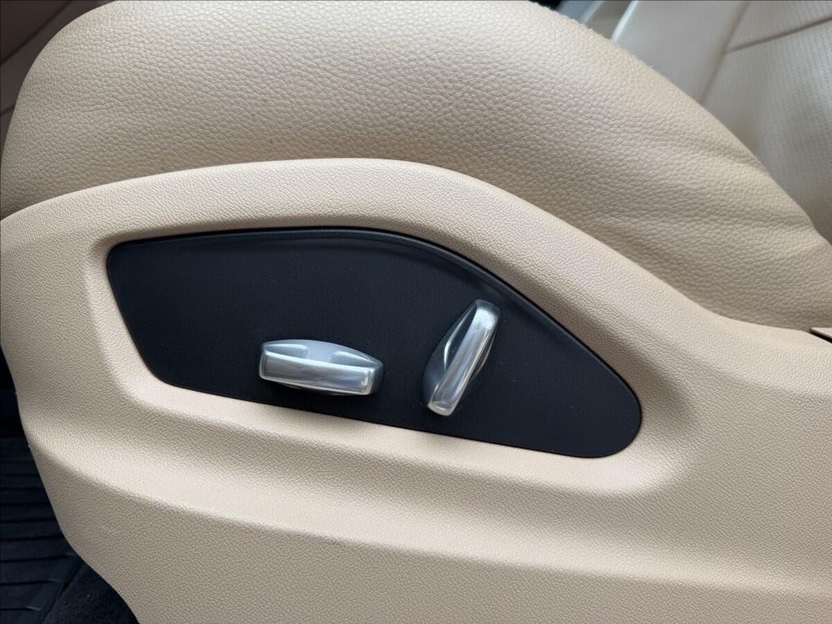 2020 Porsche CAYENNE - 20