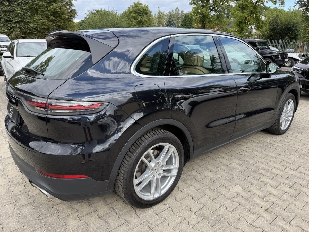 2020 Porsche CAYENNE - 5