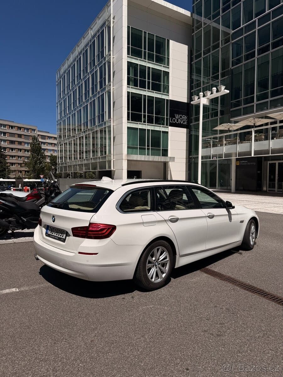 2015 BMW 5-SERIES - 7