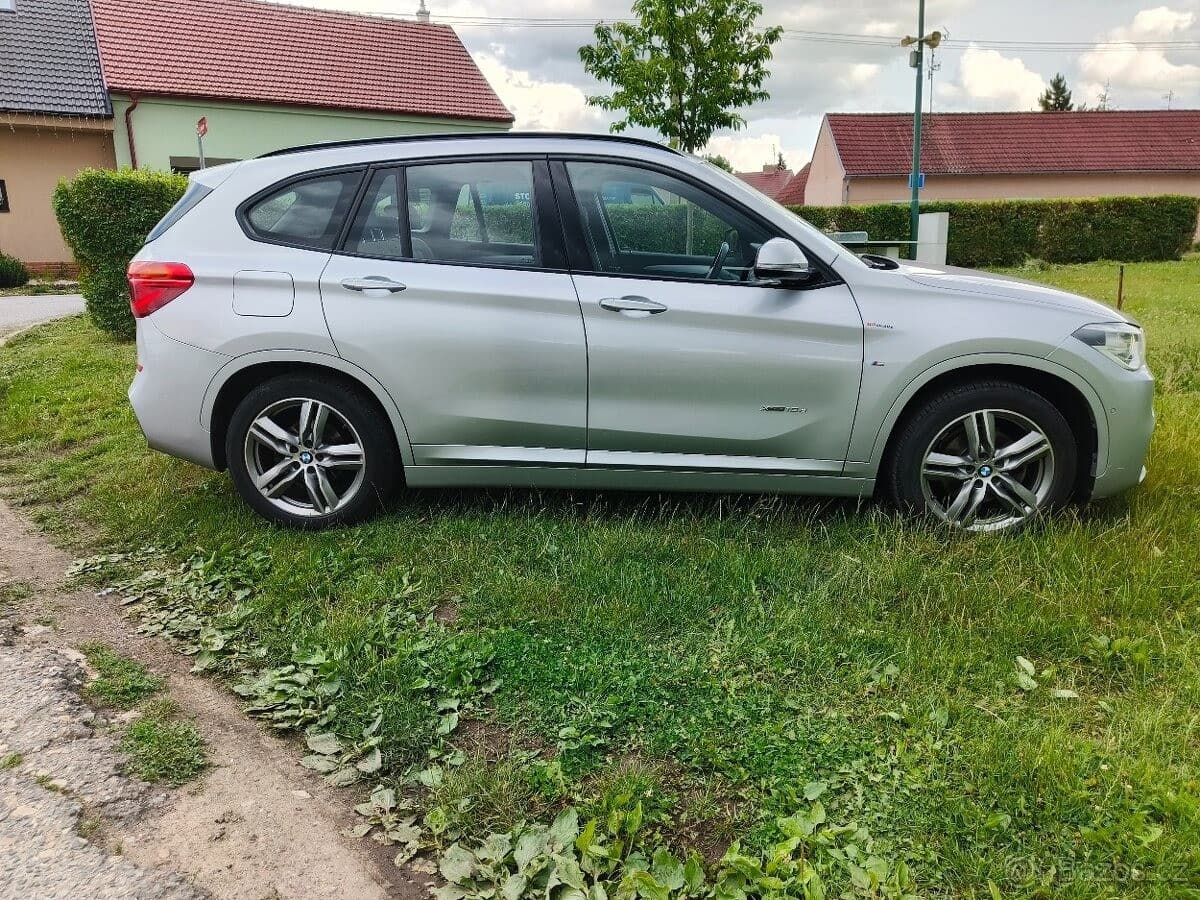 BMW X1 - 10