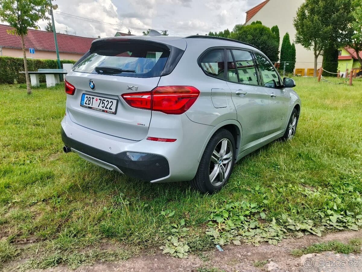 BMW X1 - 8