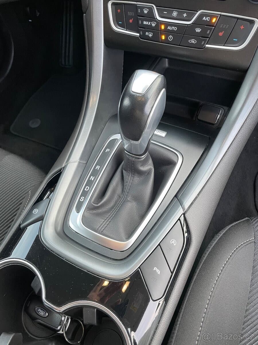 2016 Ford MONDEO - 15
