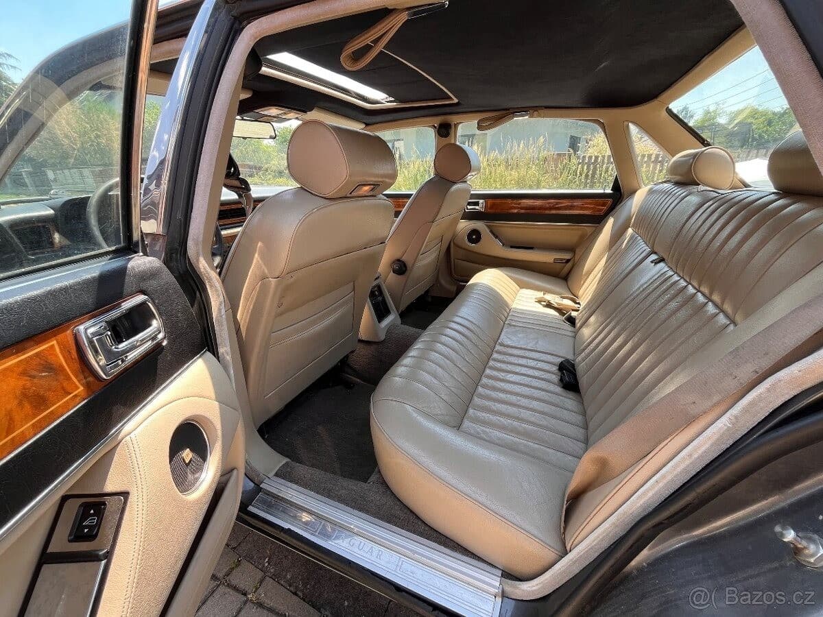 1987 Jaguar XJ - 11