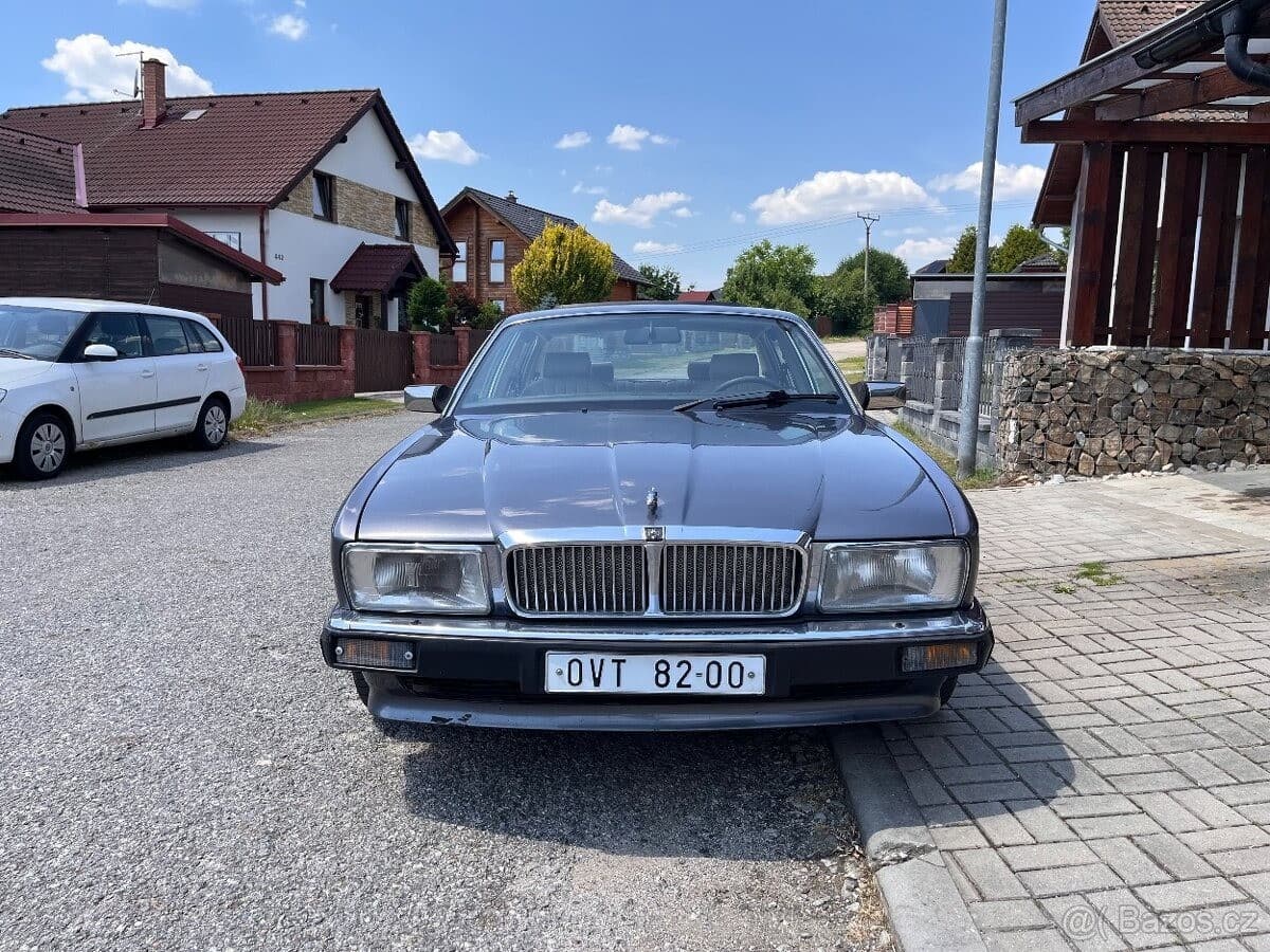 1987 Jaguar XJ - 2