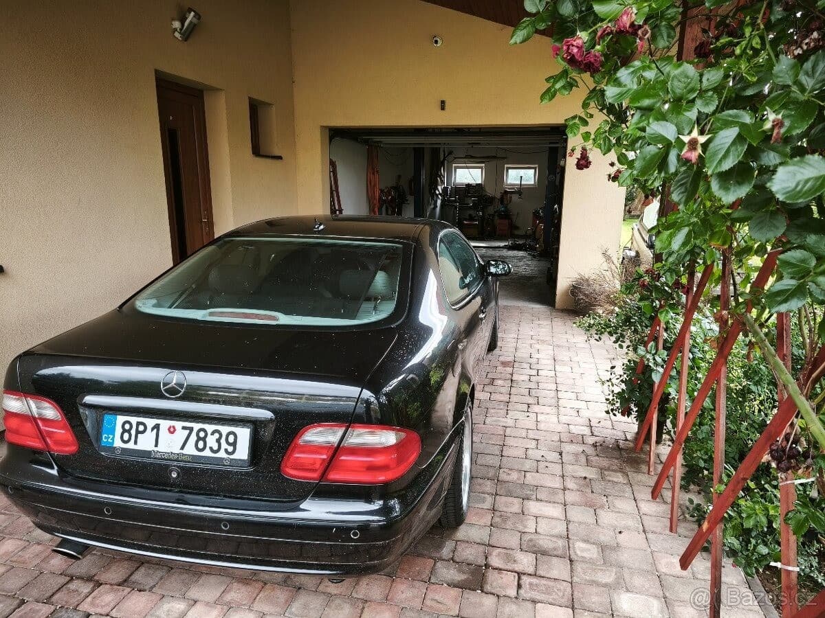 2000 Mercedes-Benz CLK - 5