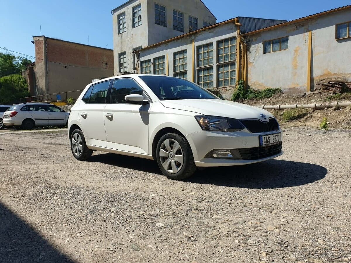 2015 Škoda FABIA - 8