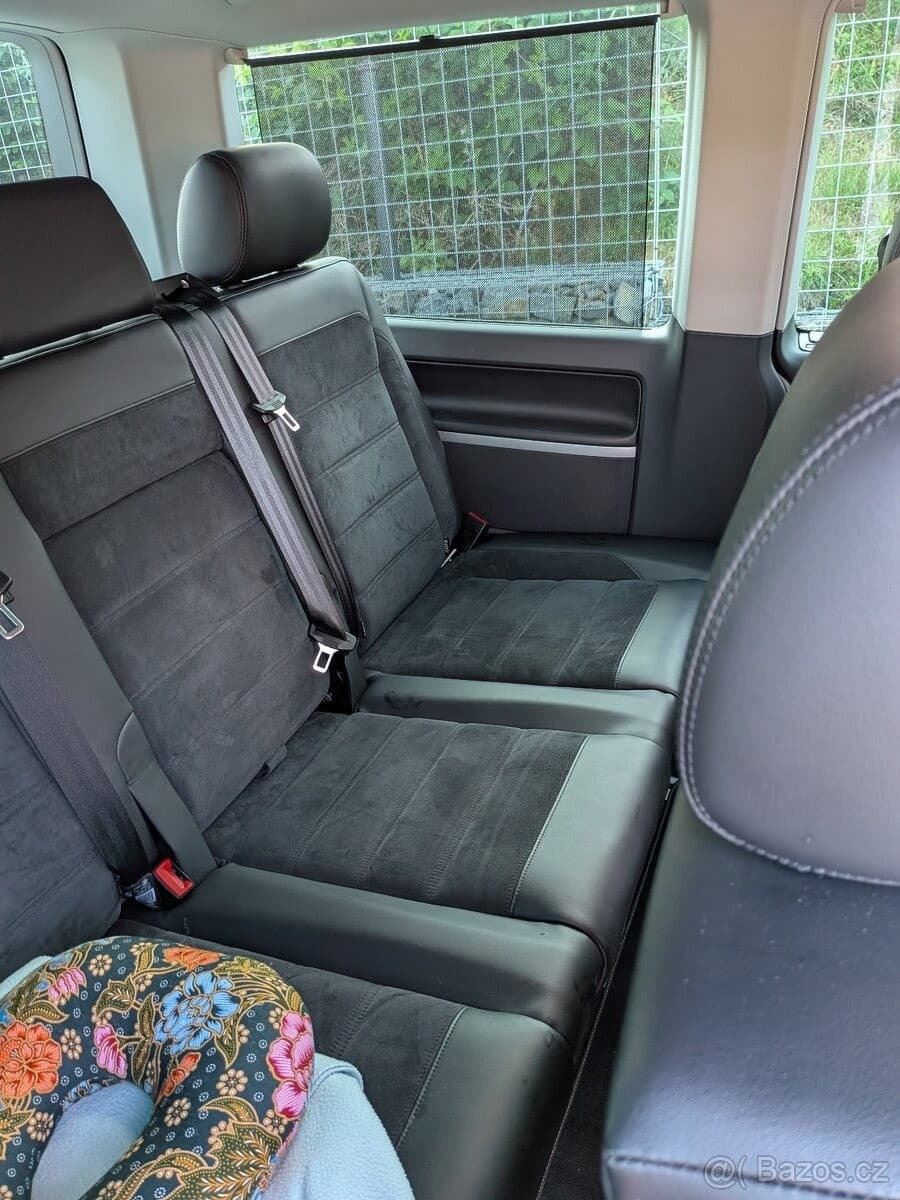 2018 Volkswagen MULTIVAN - 9