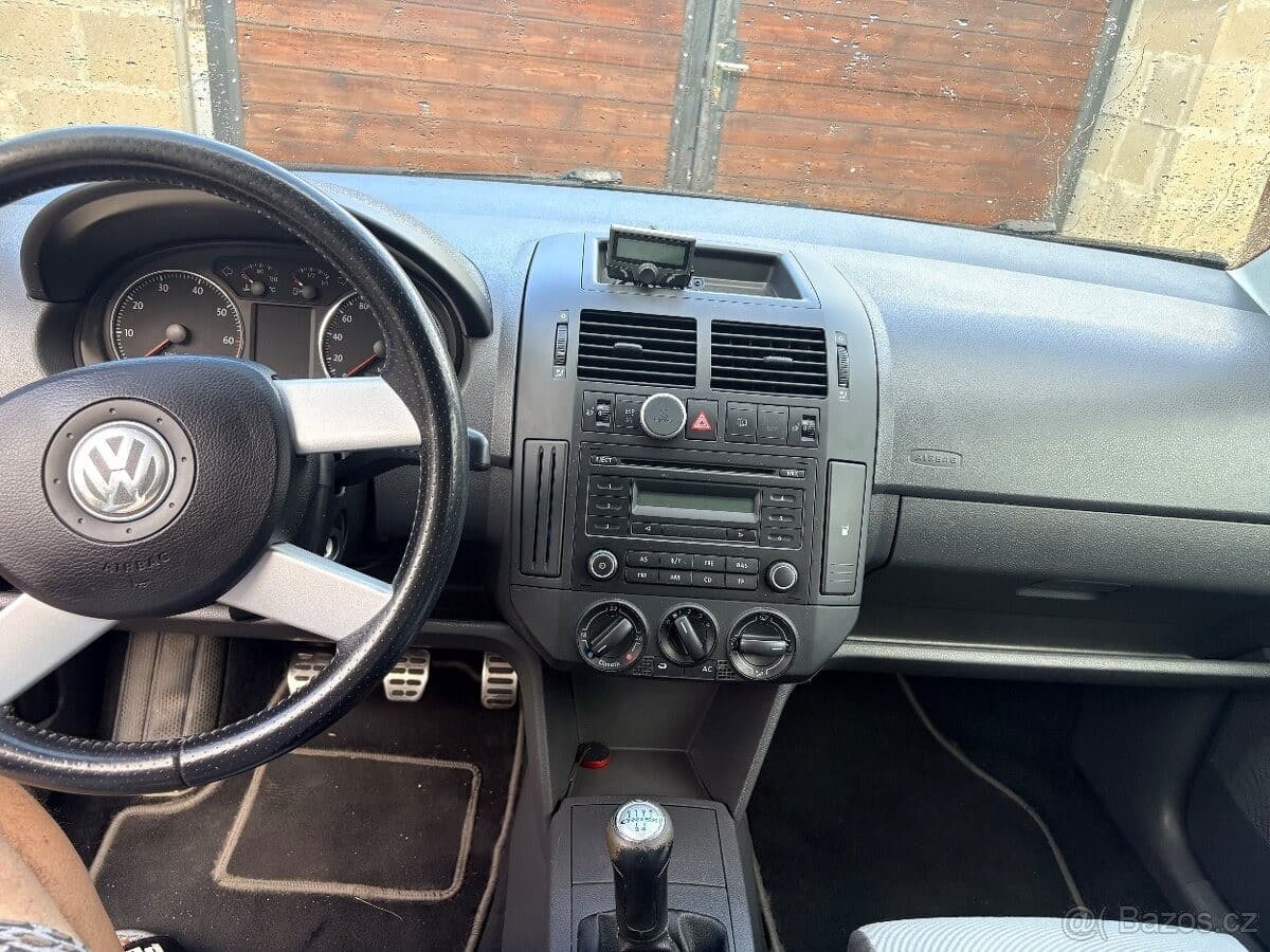 Volkswagen POLO - 7