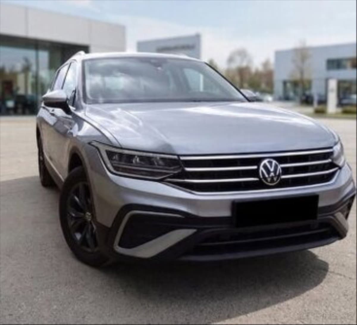 2018 Volkswagen TIGUAN - 2