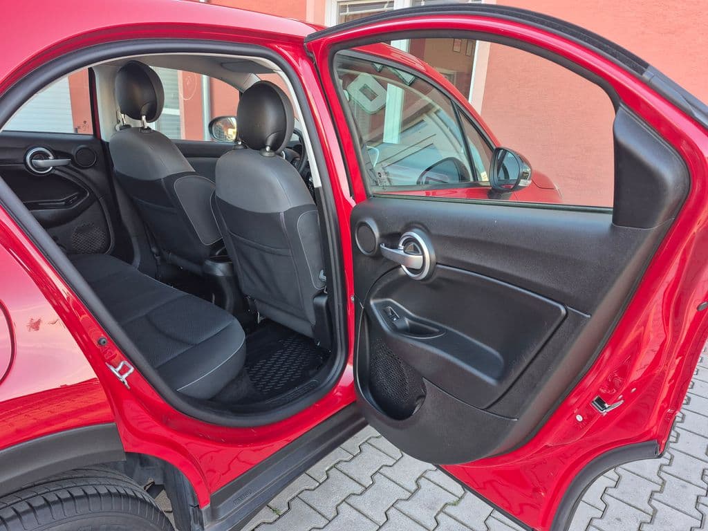 2016 Fiat 500X - 18