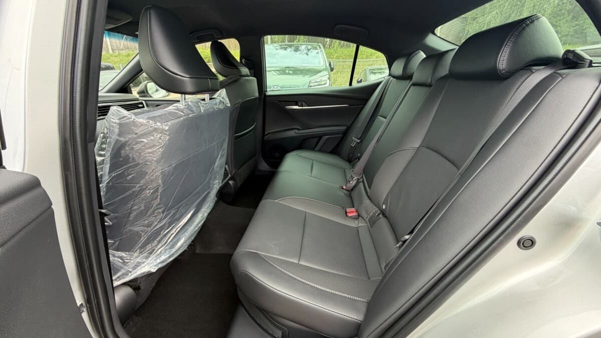 Toyota CAMRY - 15