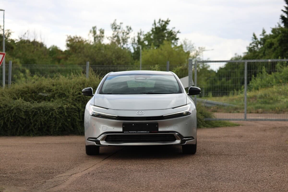 Toyota PRIUS - 2
