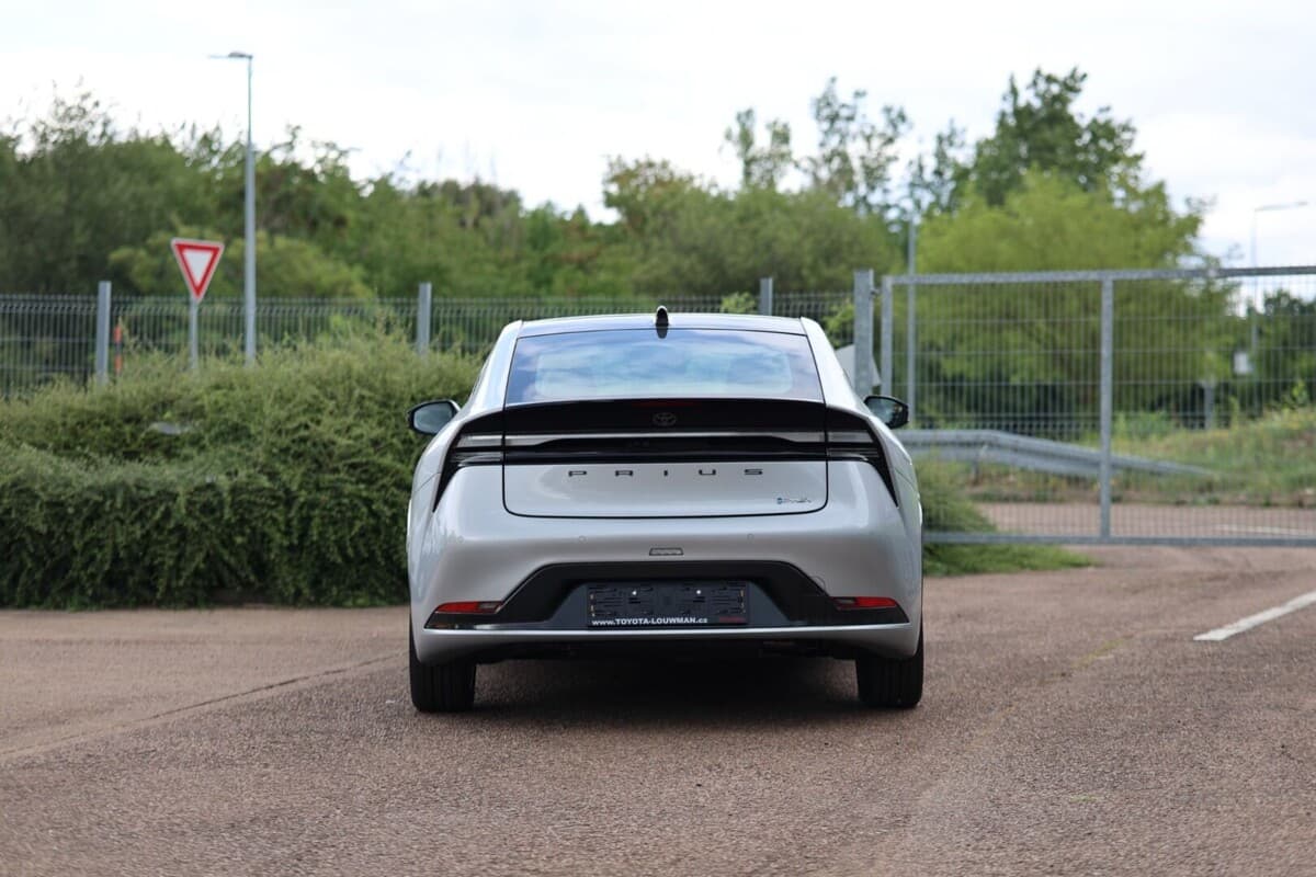 Toyota PRIUS - 6