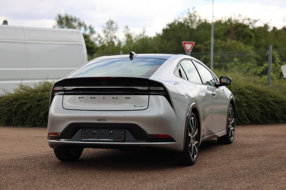Toyota PRIUS - 7