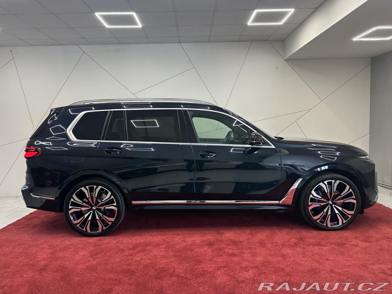2023 BMW X7 - 5