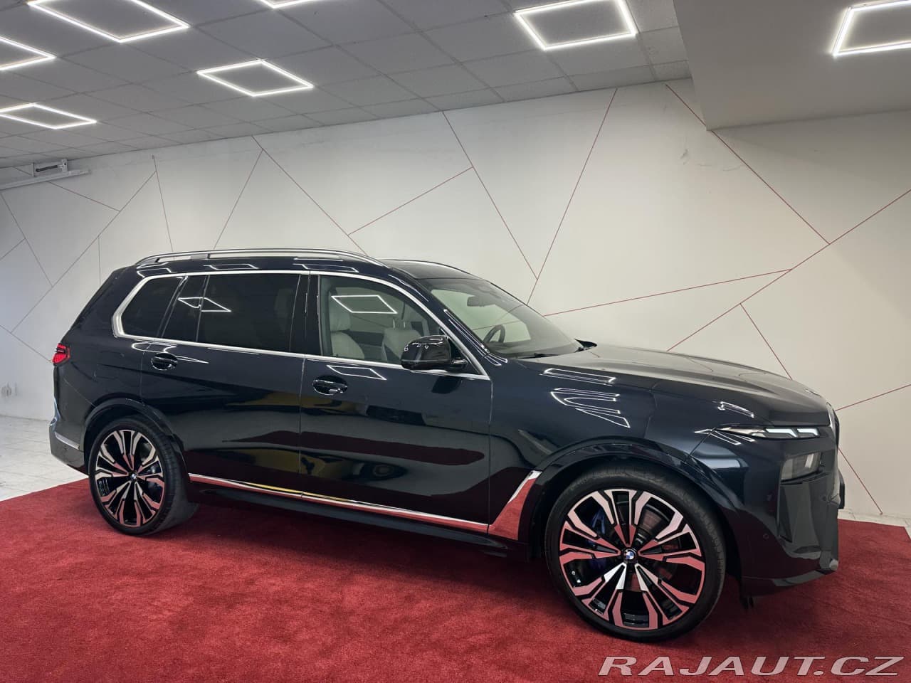2023 BMW X7 - 6