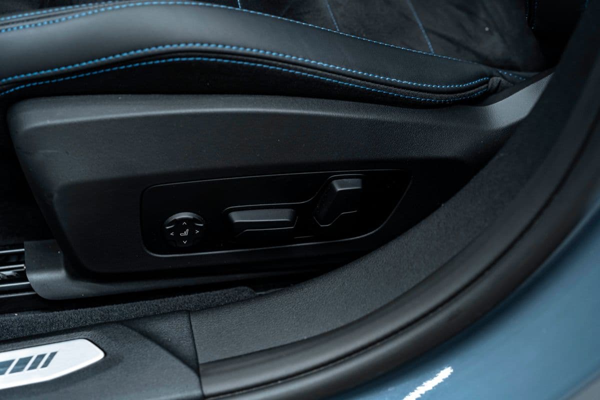 2024 BMW 1-SERIES - 14