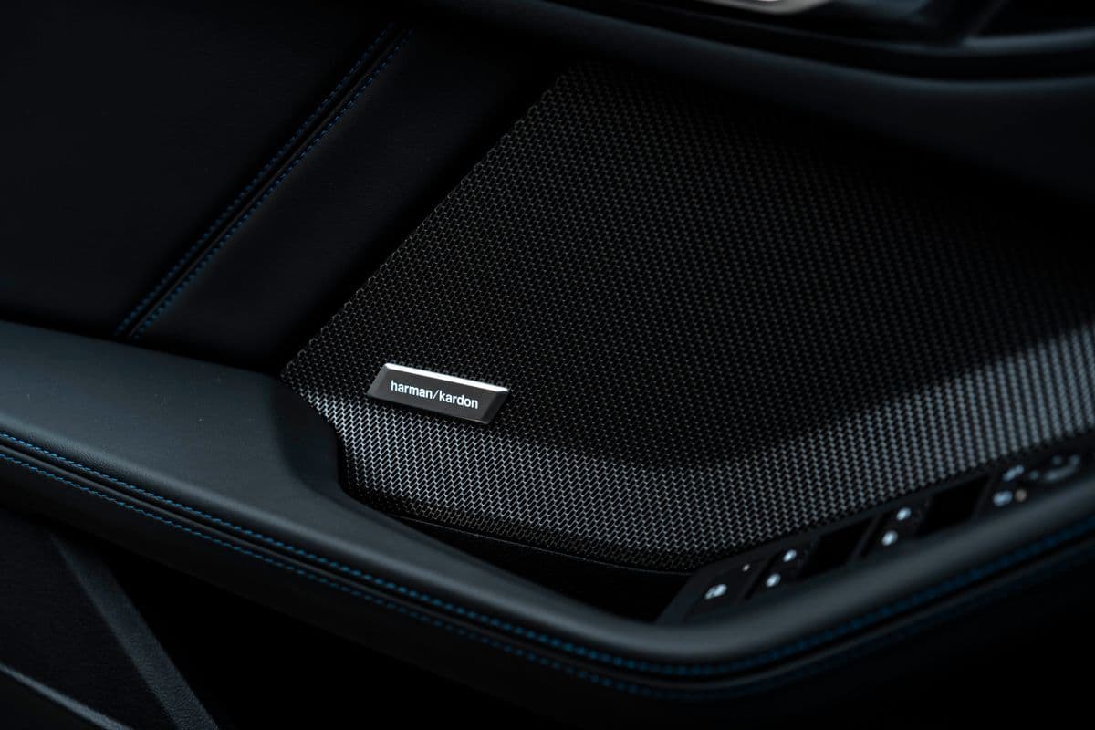 2024 BMW 1-SERIES - 16