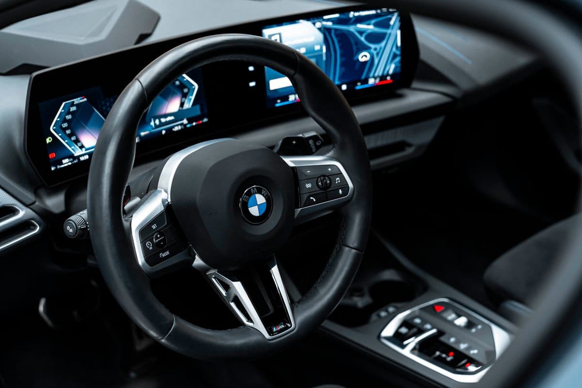 2024 BMW 1-SERIES - 8