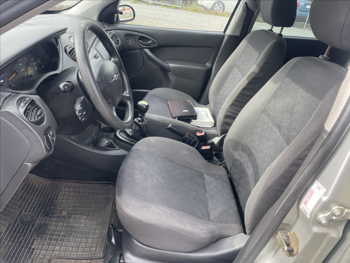 2002 Ford FOCUS - 7
