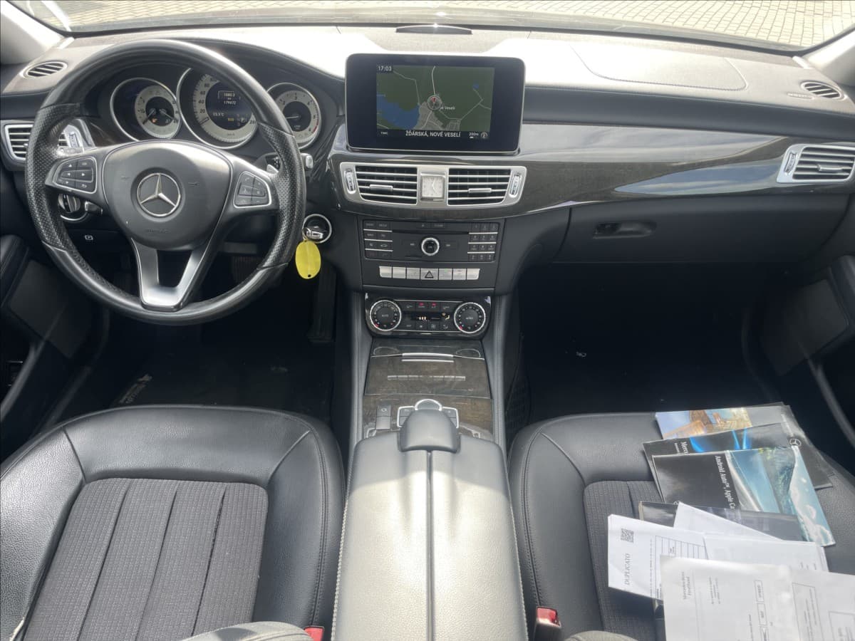 2016 Mercedes-Benz CLS - 12