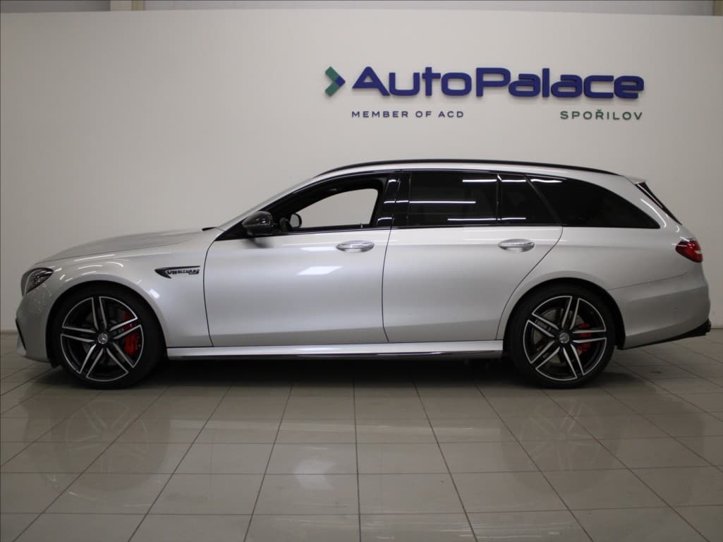 2019 Mercedes-Benz E-CLASS - 5