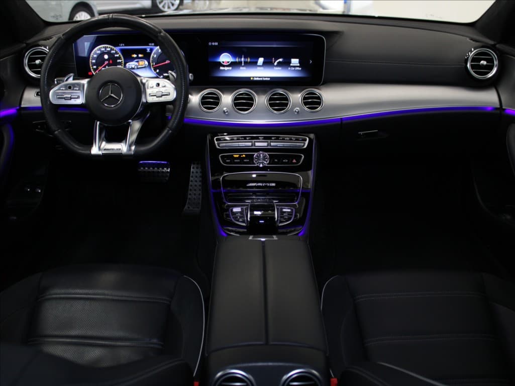 2019 Mercedes-Benz E-CLASS - 8
