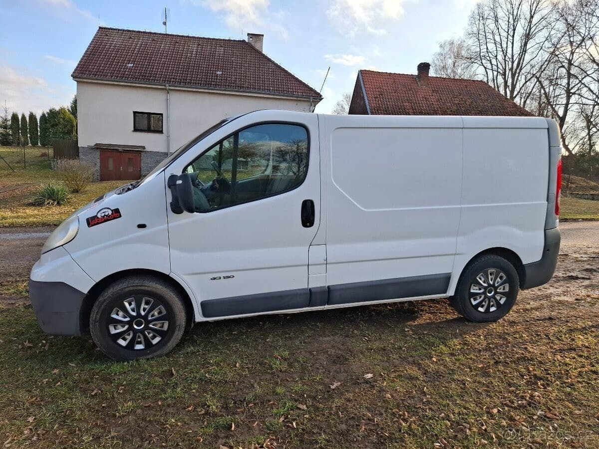2011 Nissan OSTATNÍ