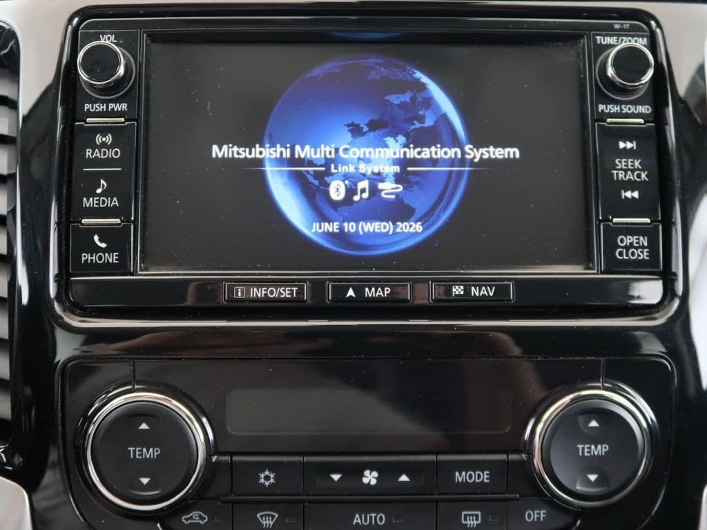 2017 Mitsubishi L200 - 20