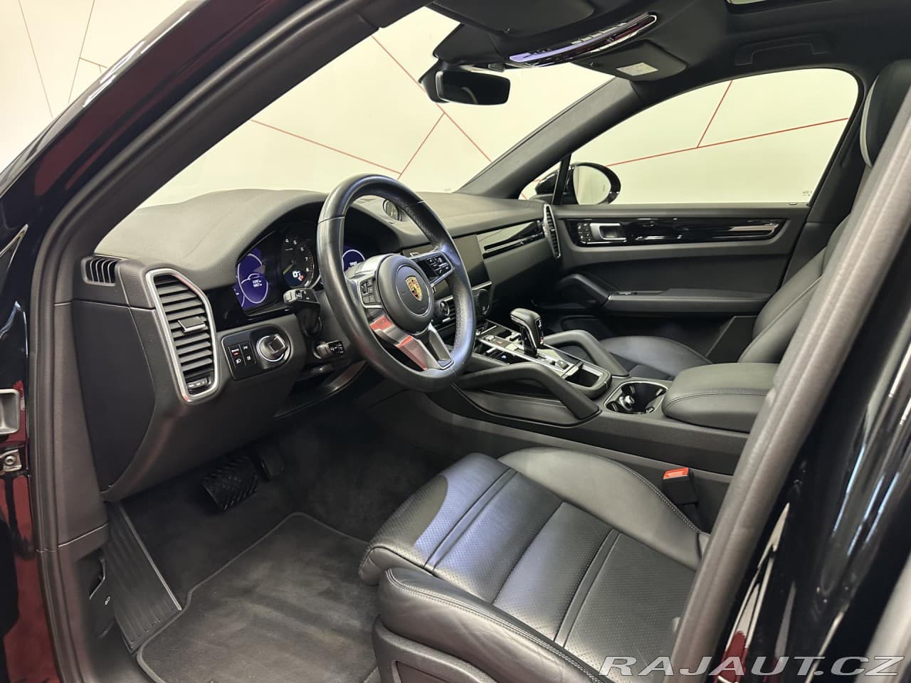 2023 Porsche CAYENNE - 8