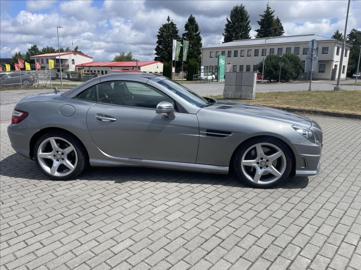 2011 Mercedes-Benz SLK - 5
