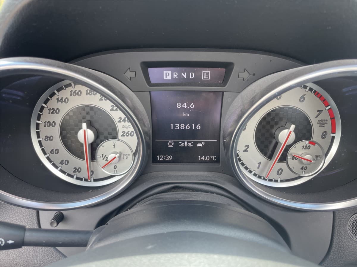 2011 Mercedes-Benz SLK - 9