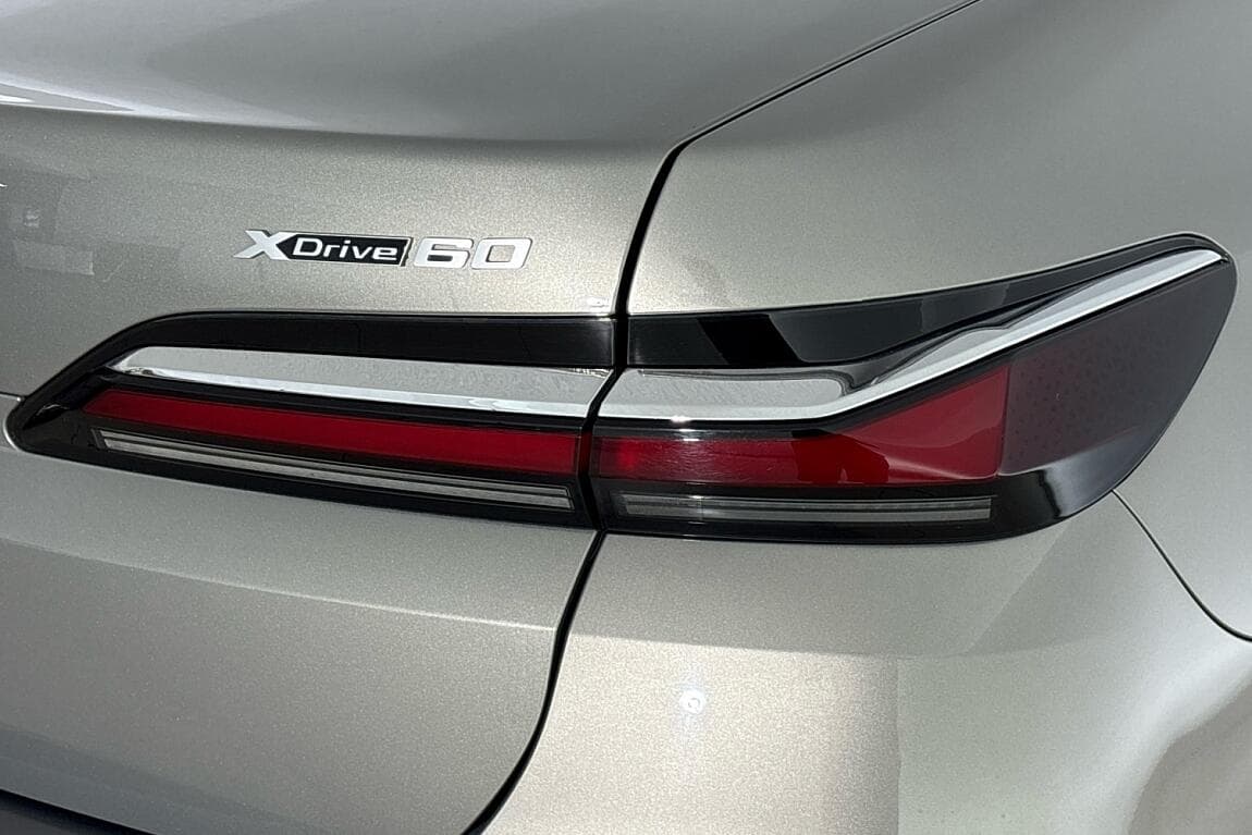 2022 BMW I7 - 5
