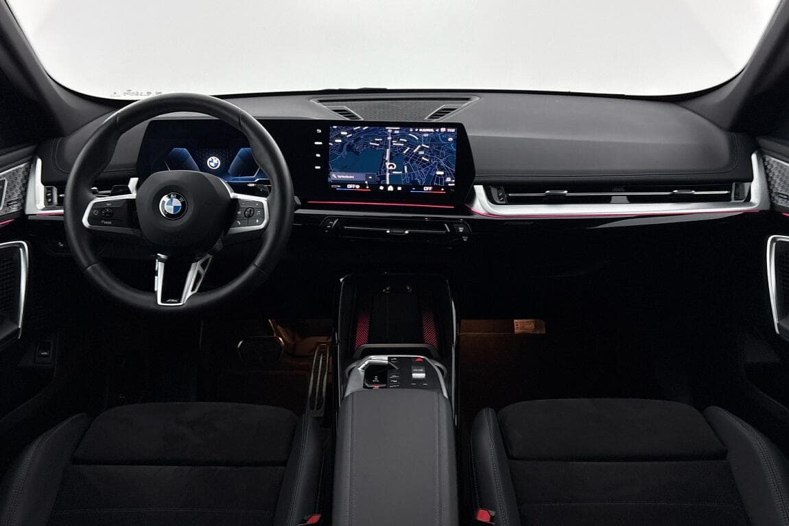 2025 BMW X1 - 8