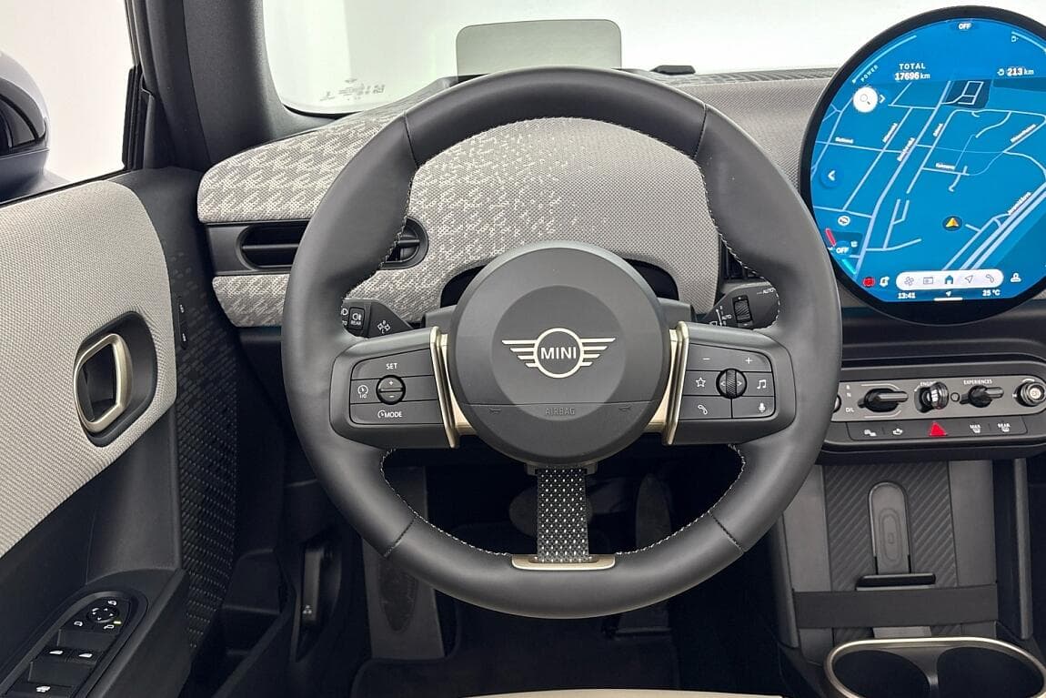 2025 Mini COOPER - 19
