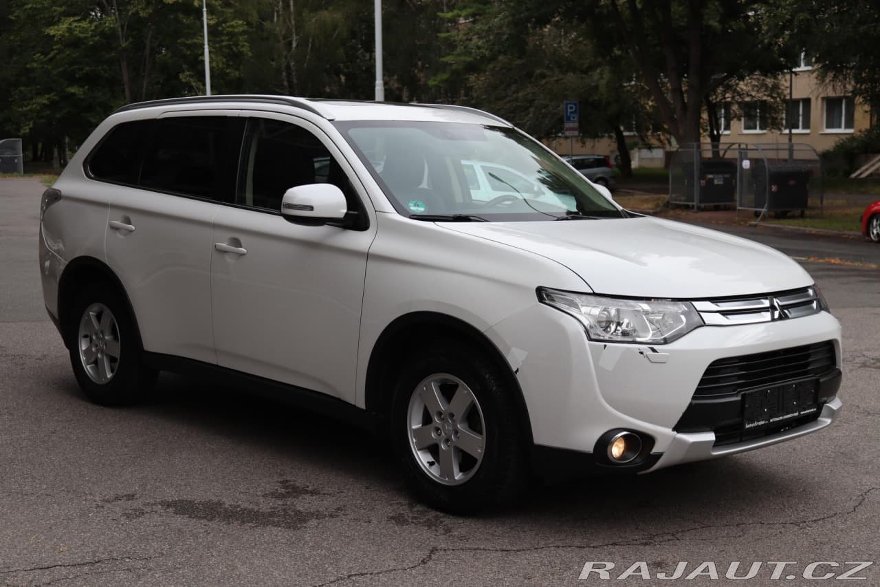 2014 Mitsubishi OUTLANDER - 7