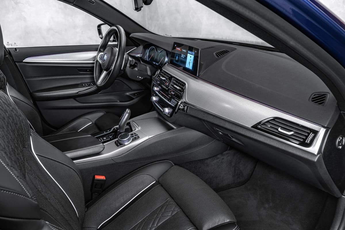2018 BMW 5-SERIES - 13