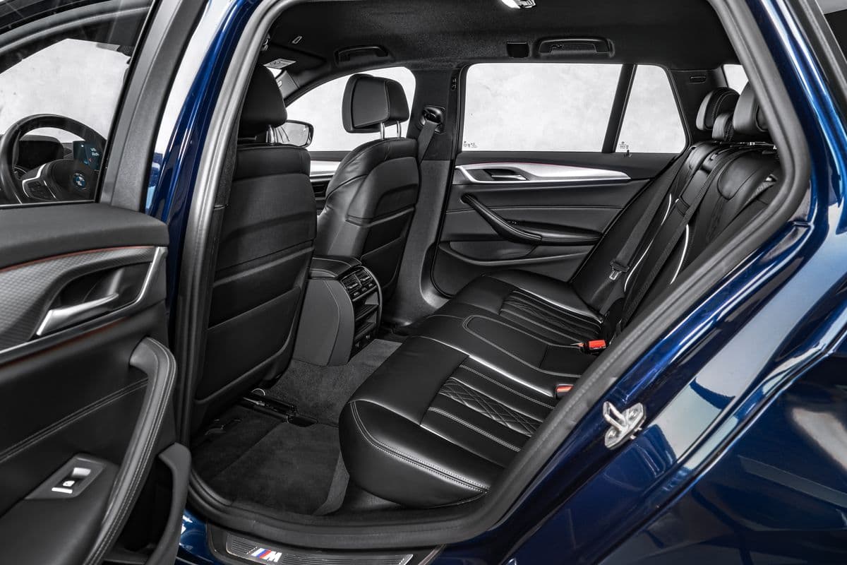 2018 BMW 5-SERIES - 15