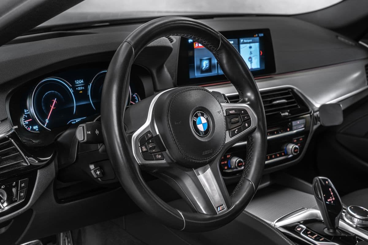 2018 BMW 5-SERIES - 16