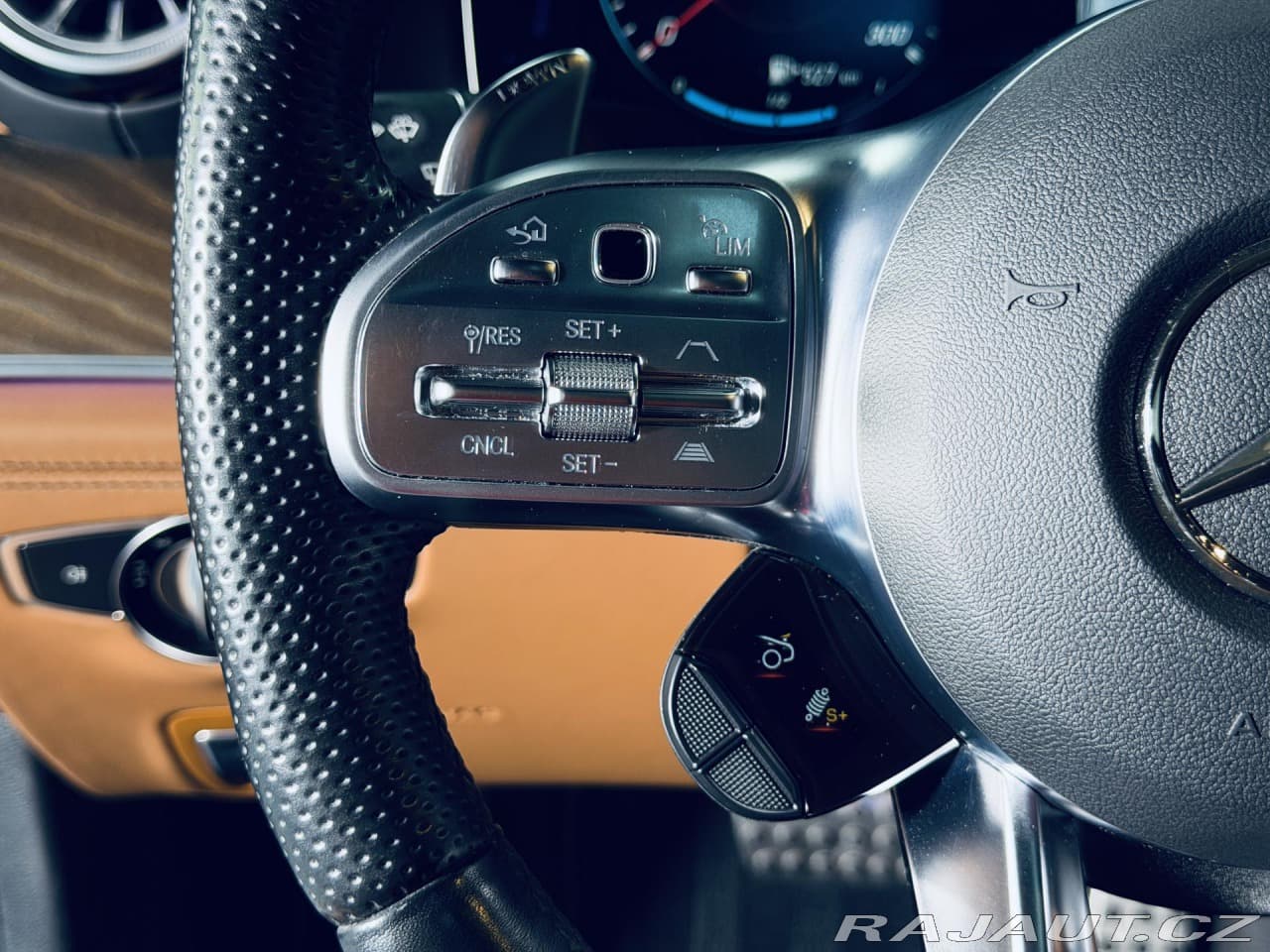 2020 Mercedes-Benz OSTATNÍ - 18