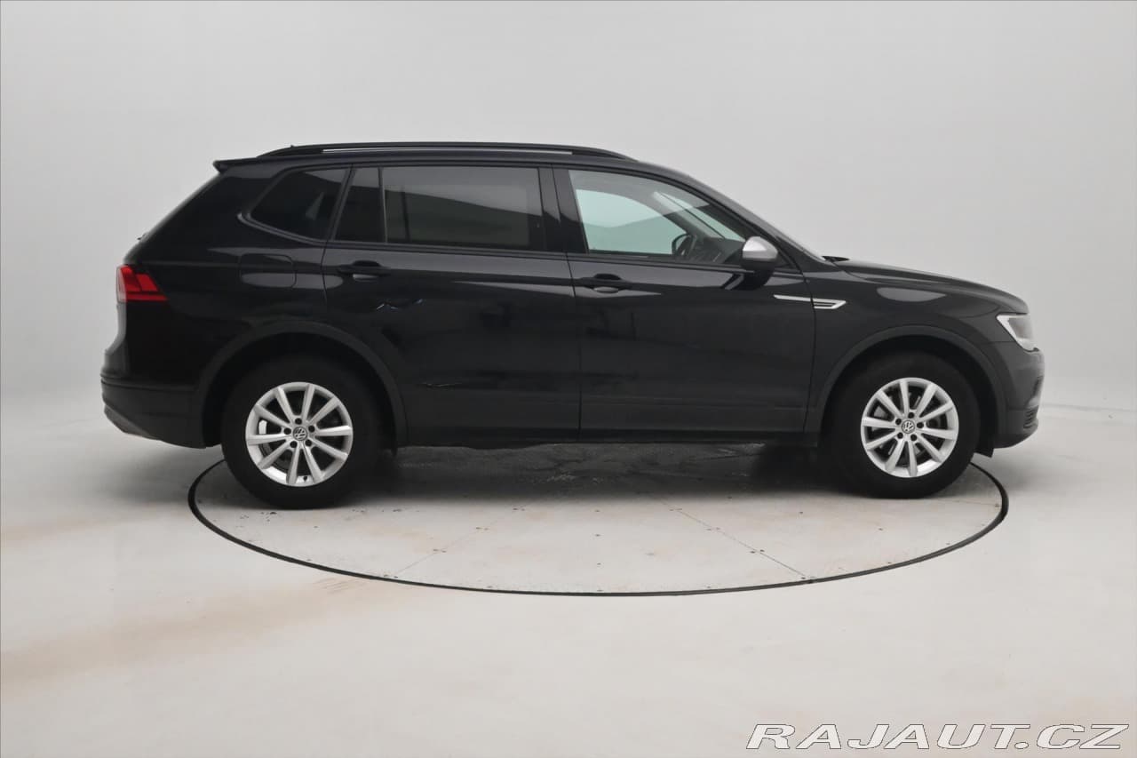 2018 Volkswagen TIGUAN - 4