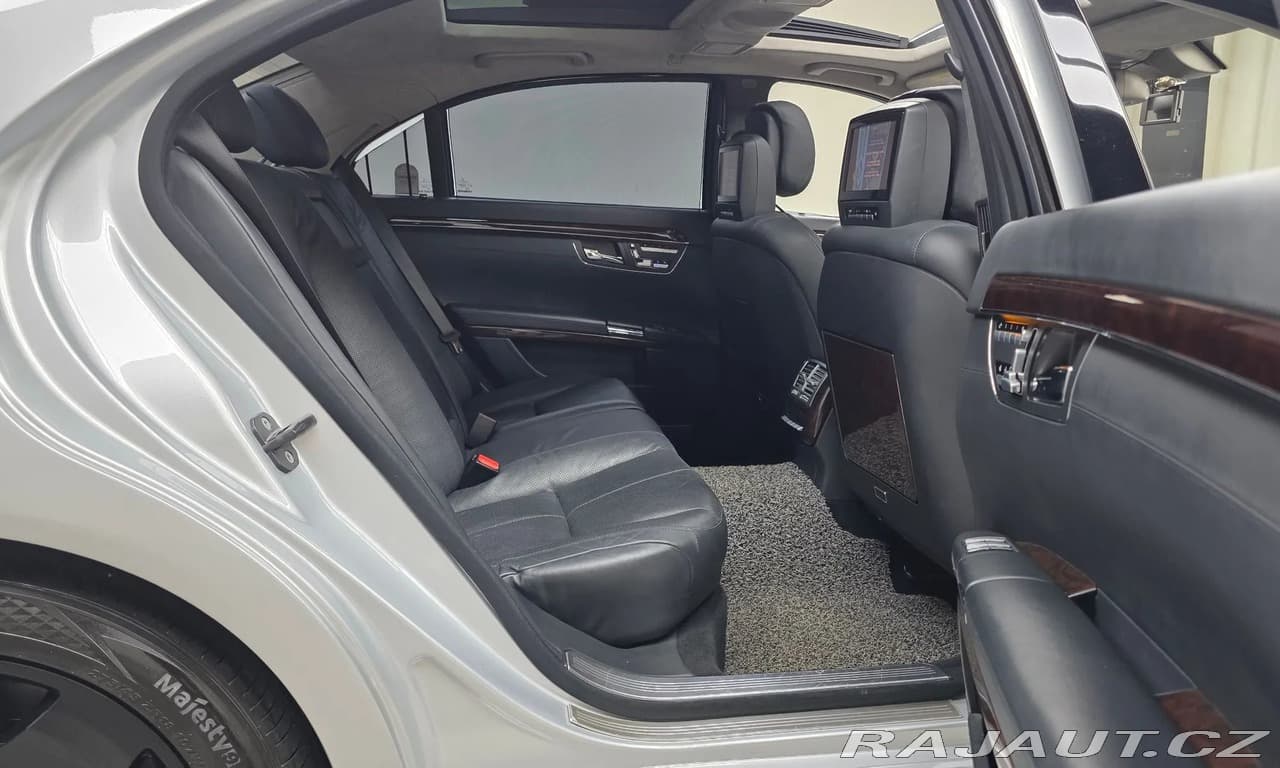 2006 Mercedes-Benz S-CLASS - 11