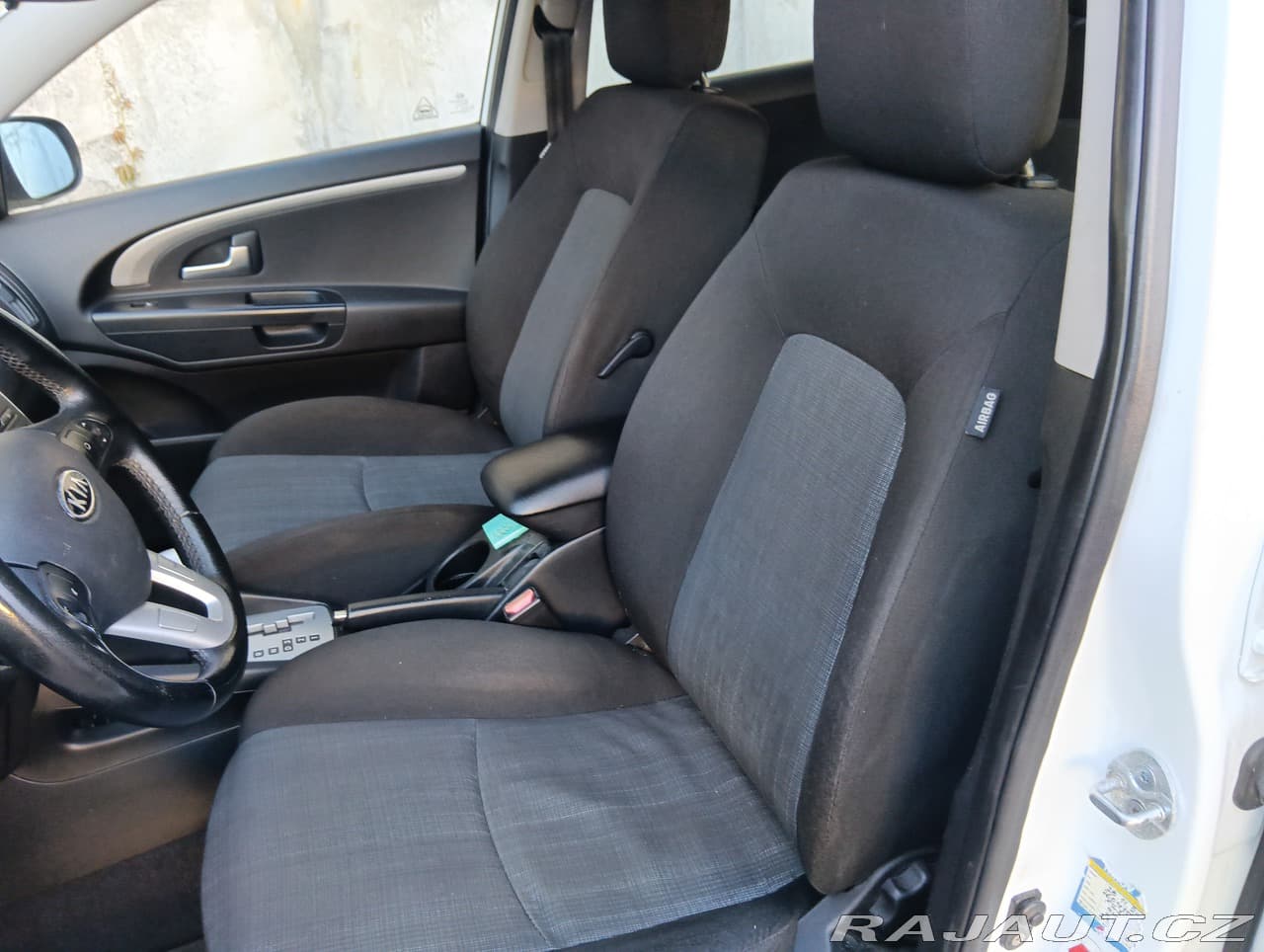 2010 Kia CEE'D - 11