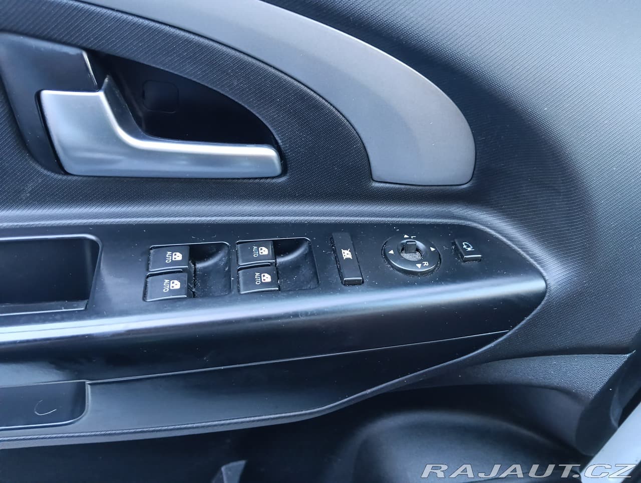 2010 Kia CEE'D - 18