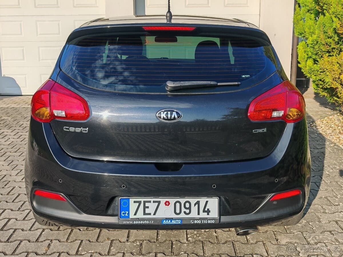 2012 Kia CEE'D - 18