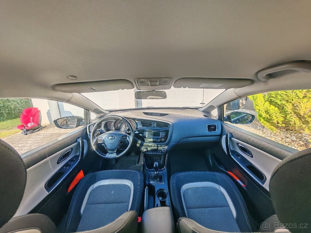 2012 Kia CEE'D - 20